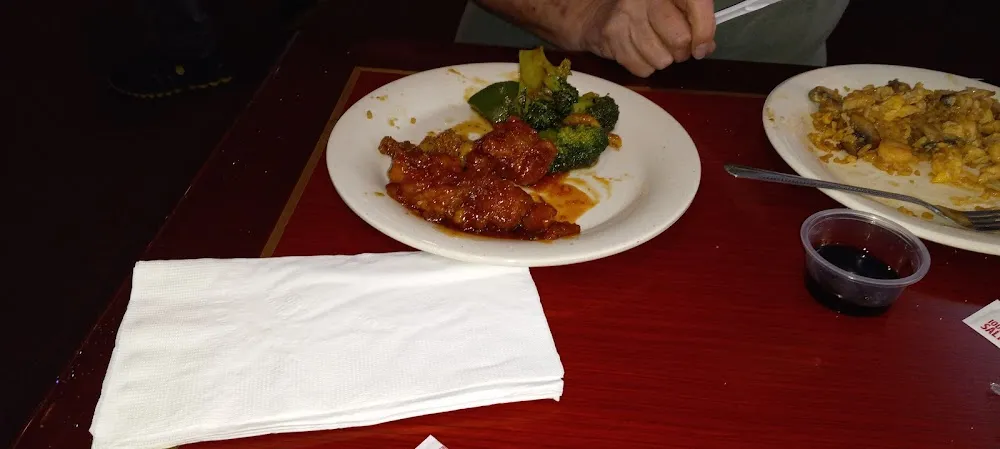 Sesame Chicken and Beef Broccoli with Garlic Sauce